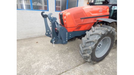 HYDRAULIQUE AVANT UNIVERSELLE 2KAT POUR TRACTEUR 1500KG